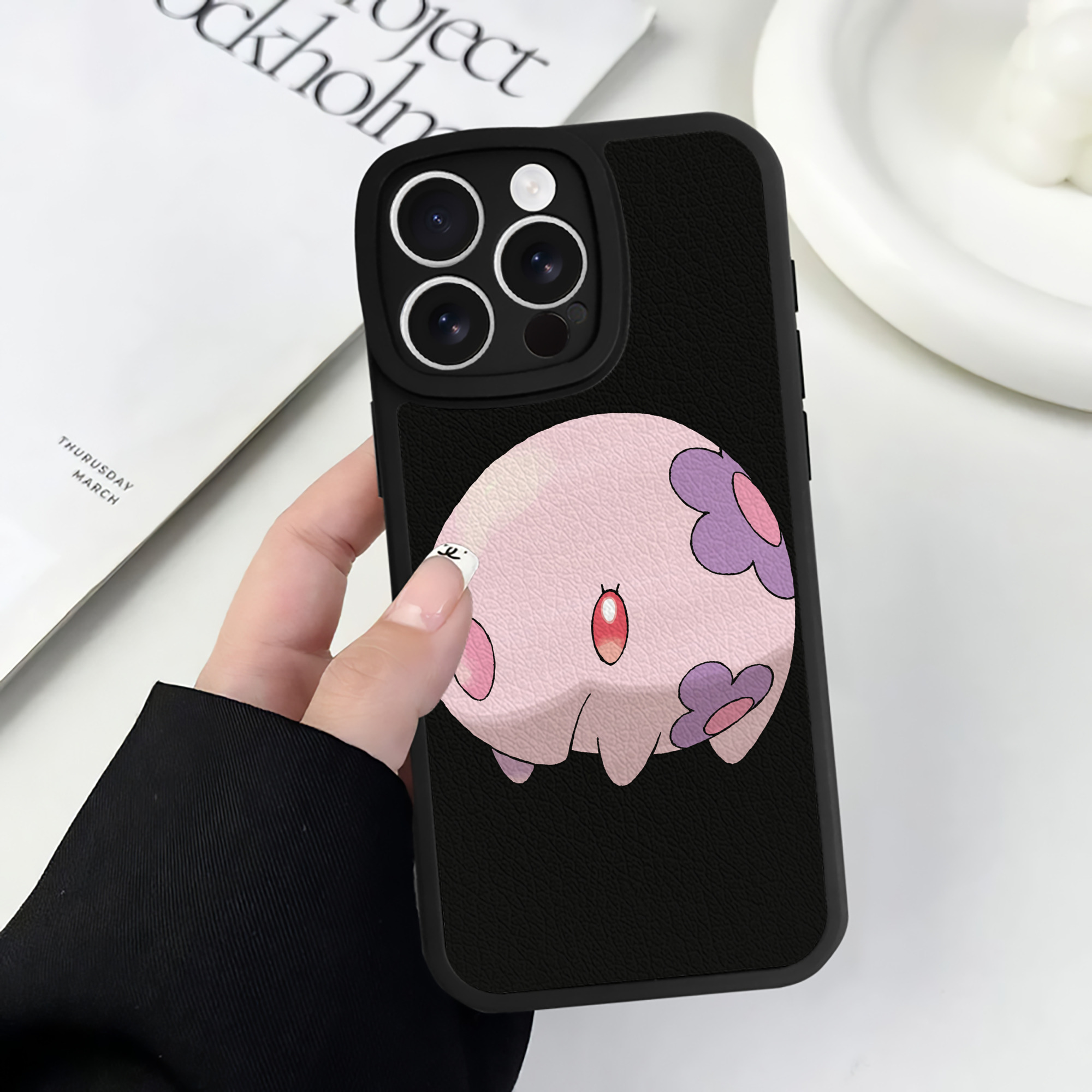 （画像用） ポケットモンスター Pokémon 【iPhone 16シリーズ対応】シリコンスマホケース（レザー調） 材質：シリコン